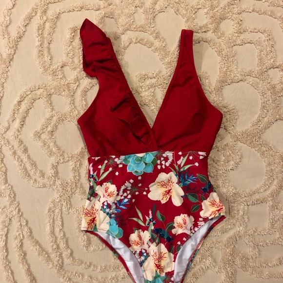 One Piece Swimsuit - Picture 4 of 5